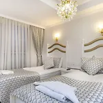 Hotel Modern Saraylar