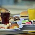 Modern Saraylar Hotel