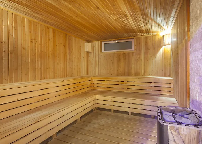 Modern Saraylar Hotel